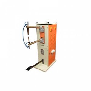 PEDESTAL TYPE SPOT WELDING MACHINE