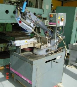 Metal Cutting Bandsaw Machine