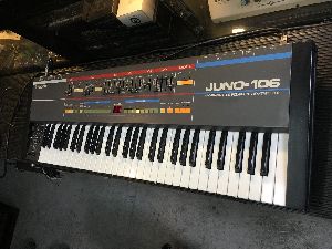 Keyboard Roland Juno 106 Workstation