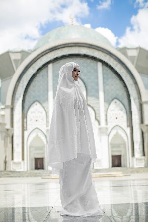 Maryam Muslimah Prayer Outfit (Hijab /  Telekung)