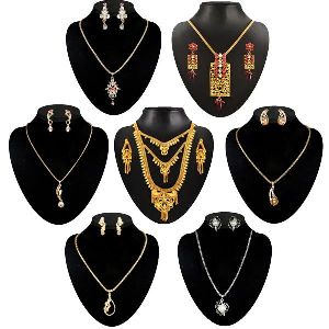 14Fashions Set Of 7 Necklace Combo