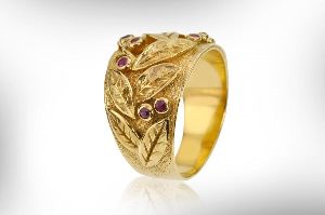 Handmade Ladies Gold Ring