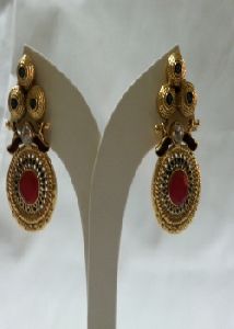 Red stone earring