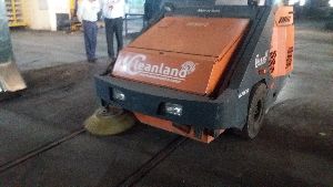 Factory Sweeping Machine