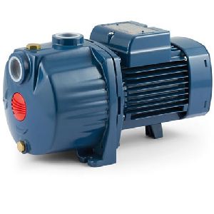 Multi-stage centrifugal pumps