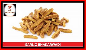 Garlic bhakharwadi