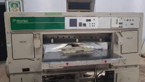 Itoh FC-132 Paper Cutting Machine