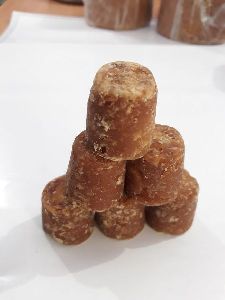 chemical free jaggery cube