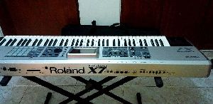 Roland Fantom-X7 synthesizer 76 keyboard keyboard good product piano organ
