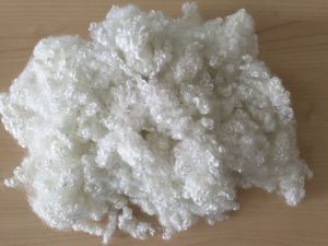 Dyed Polyester Fiber, Grade : Agrade, Technics : Machine Made