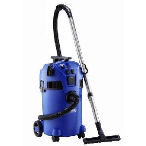 commercial vacuum cleaner