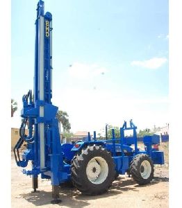 Bore Well Drilling Truck