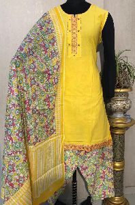 Ladies Yellow Salwar Suit (D. No. 2418)