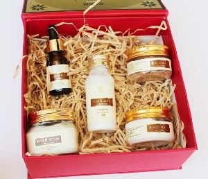 Bhumih Face Caer Products Gift Box