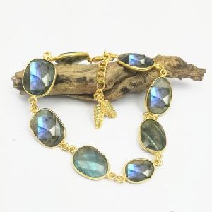 Blue Flash Labradorite Bezel Gemstone Bracelet with 2 Leaf Charms