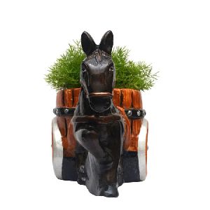 Western Horse Cart Plant Pot
