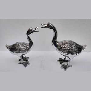 Duck Pair Metal Statue