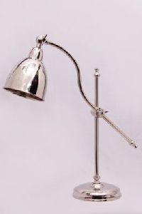 METAL DESIGNER TABLE LAMP