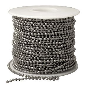 Metal & Artificial Necklaces