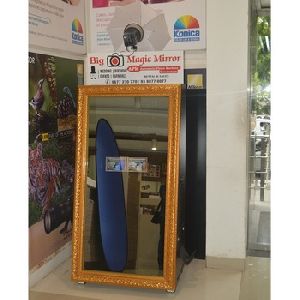 Big Magic Mirror photo booth