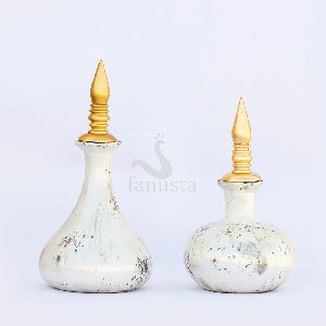 GLASS BOTTLE WITH DECORATIVE FINIAL