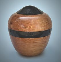 New Trend wooden urn