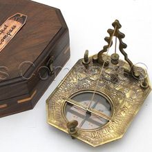 Equatorial Pocket sundial box compass