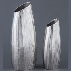 Beautifully designed Recycled Aluminum Shiny Flower Vases