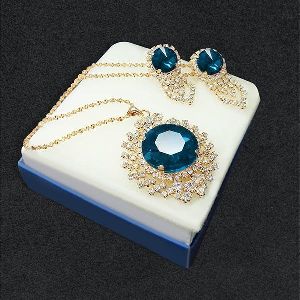Tip Top Fashions Blue Austrian Stone Pendant Set