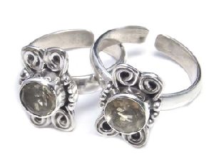 quartz gemstone sterling silver toe ring