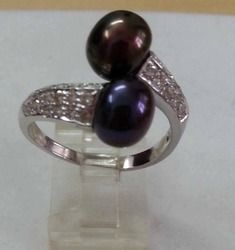 Black Pearl and Diamond White Gold Ring