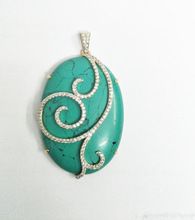 Natural Gemstone Turquoise Gold Pendent Studded