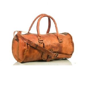 Duffel travel bag leather