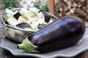 fresh brinjal