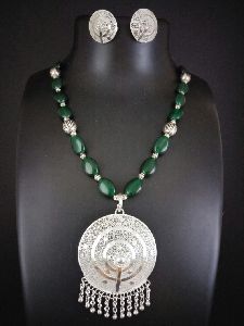 Beads Pendant Necklace