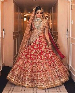 Heavy Bridal Lehenga. at Rs 3500, Bridal Lehengas in Surat