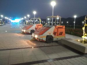 Ride on Road Rental Cleaning Machine