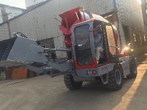 Self Loading Mobile Concrete Mixer truck