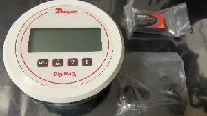 Dwyer USA DM-1111 Digi Mag Digital Pressure Gage
