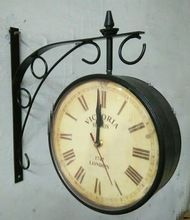 Home Sparkle Victoria Station Wall Clock, Color : BLACK