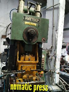 Pneumatic Press  Machine