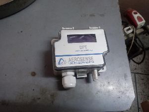 Aerosense Model DPT250-R8-3W-LCD Differential Pressure Transmitter