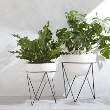 planter stand