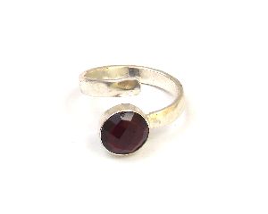 Garnet Gemstone Ring with silver plated