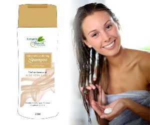 Nature's Sparsh Daily Care Conditioning Shampoo (200ML)