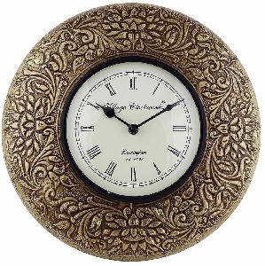 wall clock with grass design