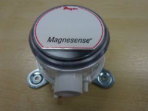 Plastic Dwyer Ms 111 Magnesense Differential Pressure Transmitter Inr 7 50 K Piece S By Enviro Tech Industrial Products From Delhi Delhi Id