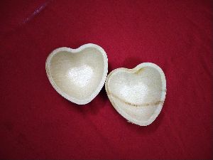 Areca Leaf Heart Shape Bowl