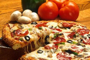 Tomato Pizza, For Bakery, French Baugette, Size : Large, Medium, Regular