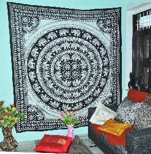 Black and White Twin Cotton Wall Hanging Tapestry